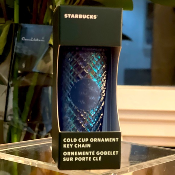SALE💙NWT SET❤️💙🤍3 Starbucks Holiday 2022 Jeweled Tumbler Keychain Ornaments - Picture 7 of 8